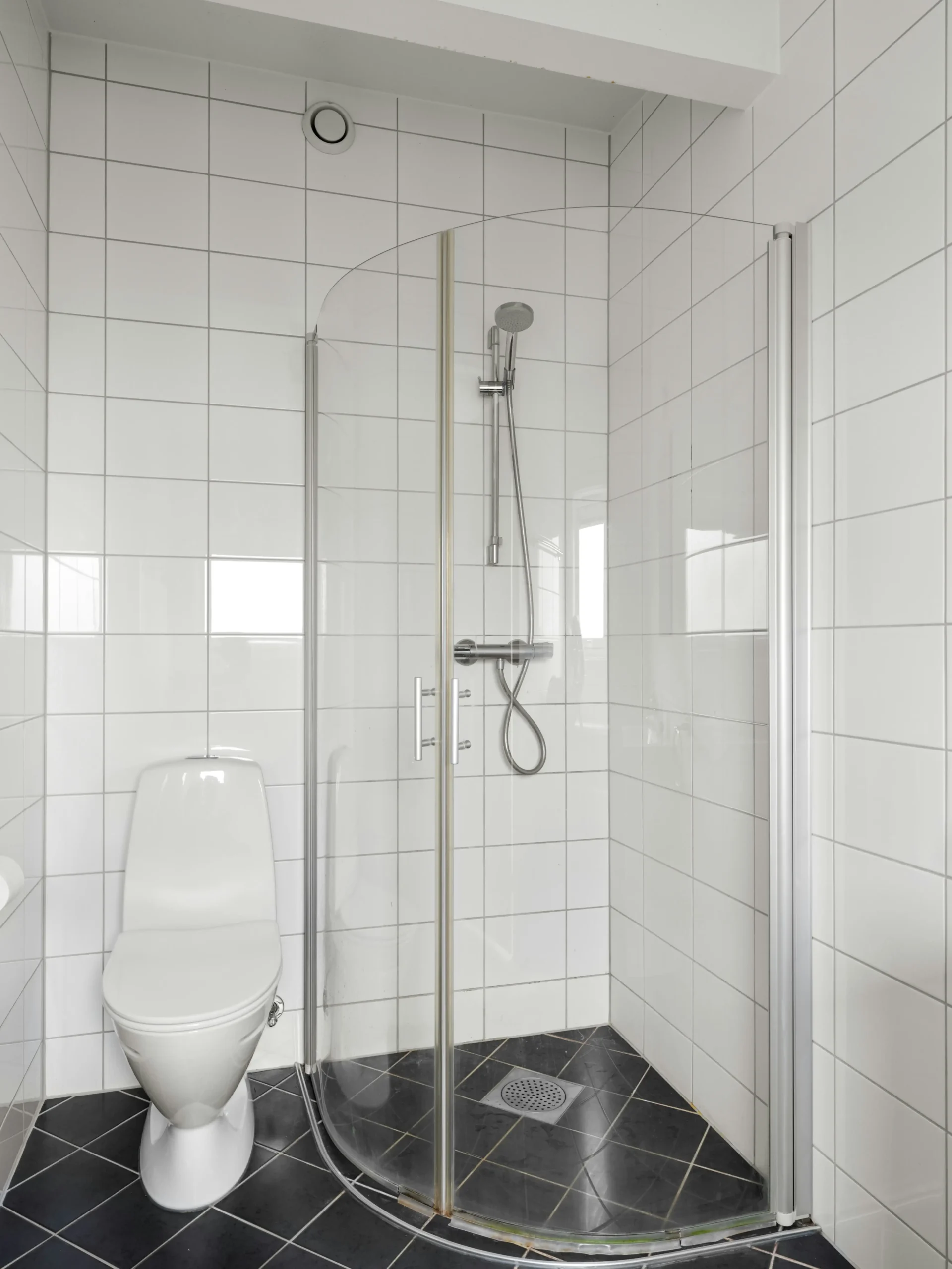 Inexpensive Bathroom Renovations