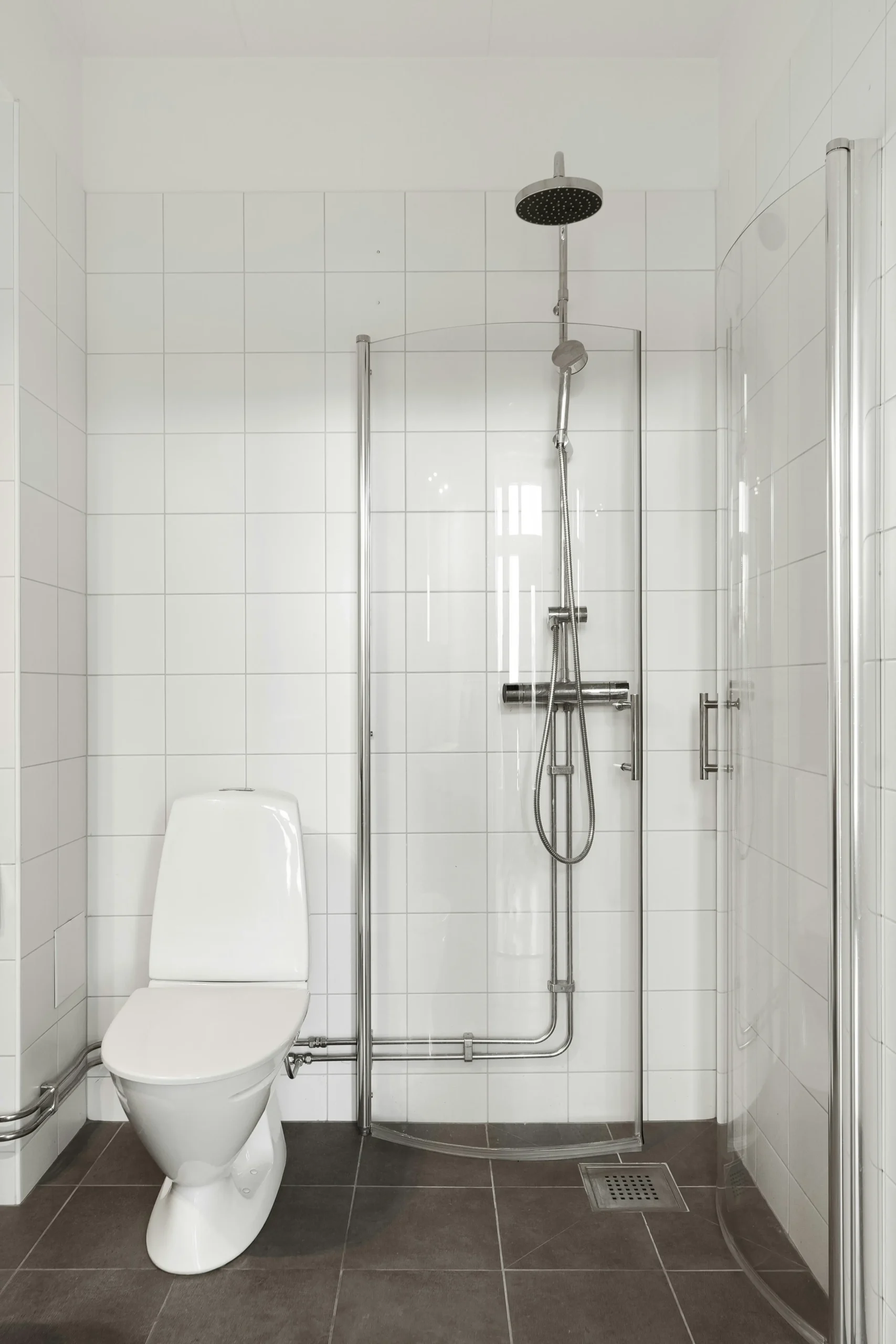 Showers, Bathtubs, and Toilets