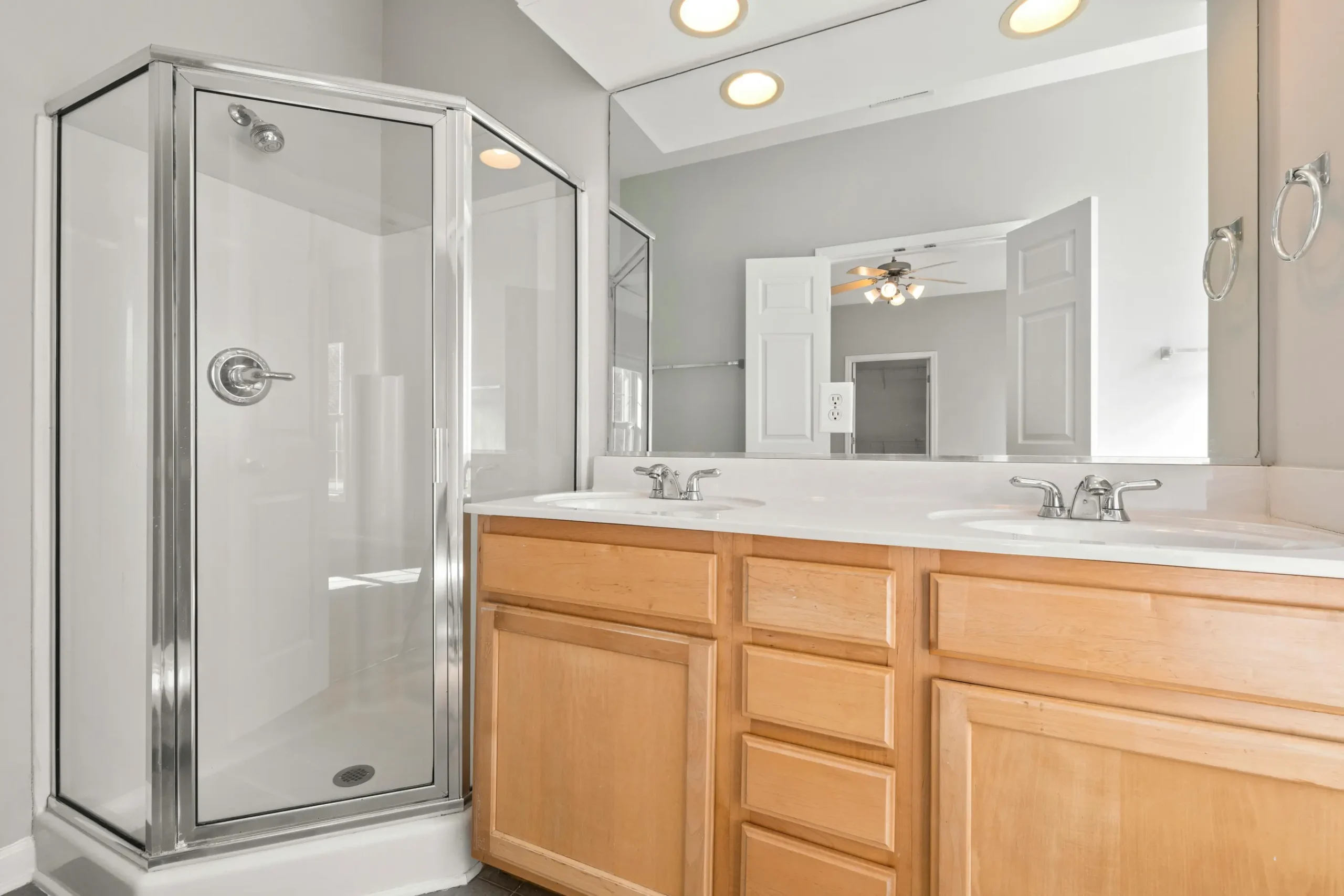 Bathroom Vanity Buying Guide for Renovations