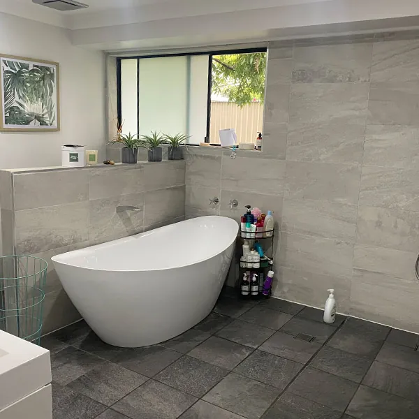 Silverdale bathroom before renovation